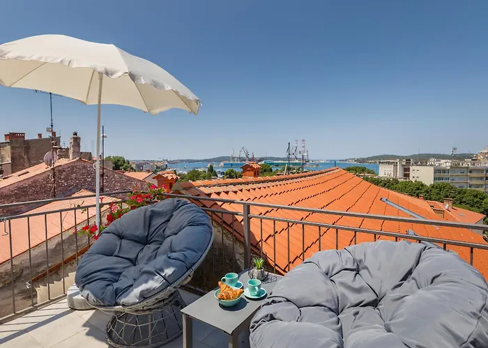 Bay View *