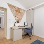 Apartment Bay View Pula
